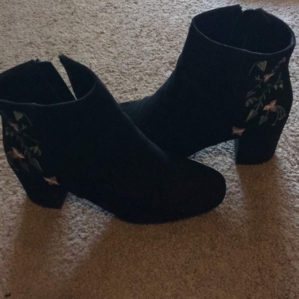 Primark embroidered boots